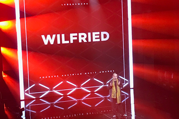 Amadeus Wilfried Dolezal Buehne