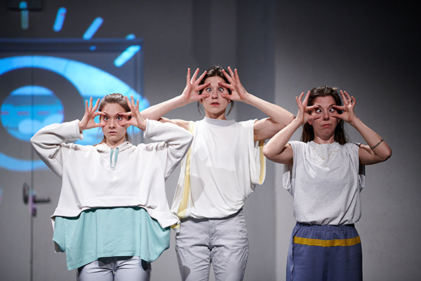 Und Die Erde Ist Doch Eine Scheibe C Bernhard Wolf 2